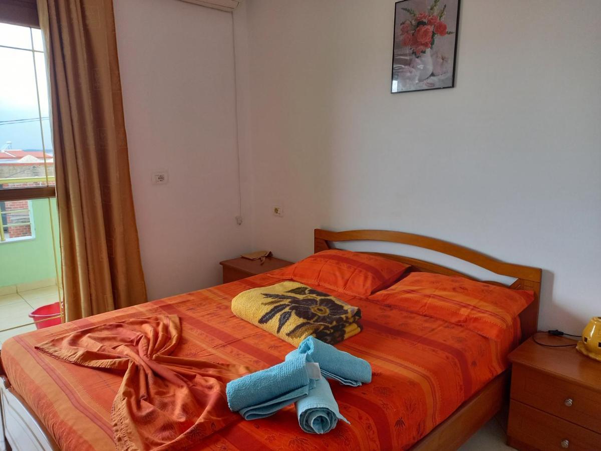 Jonny Guesthouse Ksamil Ngoại thất bức ảnh