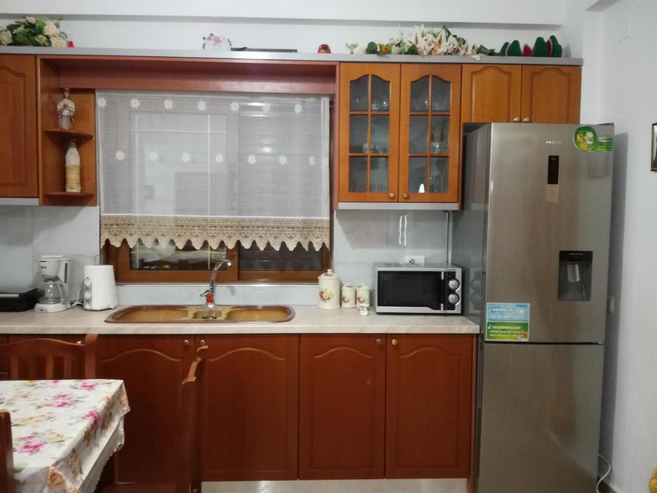 Jonny Guesthouse Ksamil Ngoại thất bức ảnh